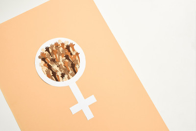 性别标志女性反对男性