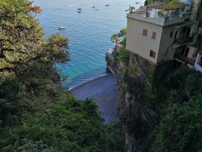 河塔海滩