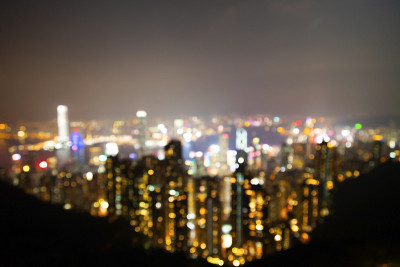 抽象模糊的灯光城市背景