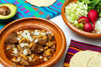 墨西哥红pozole，阿兹特克人的传统炖菜