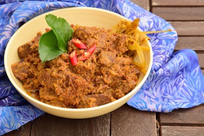 牛肉Rendang。传统的印尼菜在开斋节或Idul Fitri
