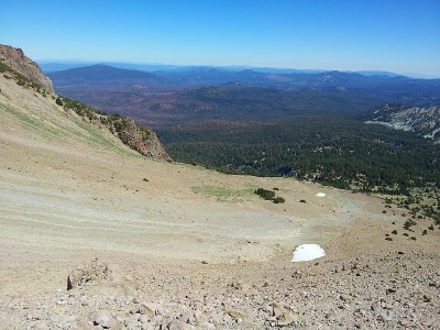 拉森火山国家公园(Lassen Volcanic National Park)，俯视拉森山(moun