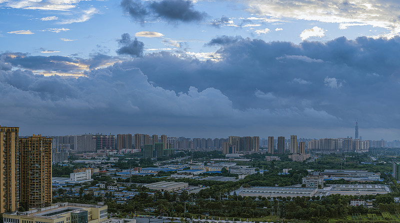 黄昏的城市