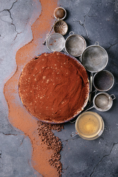 Tiramisu cake