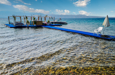中东红海水上运动浮岛