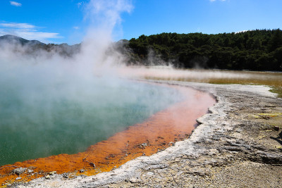 香槟池,Wai-o-tapu