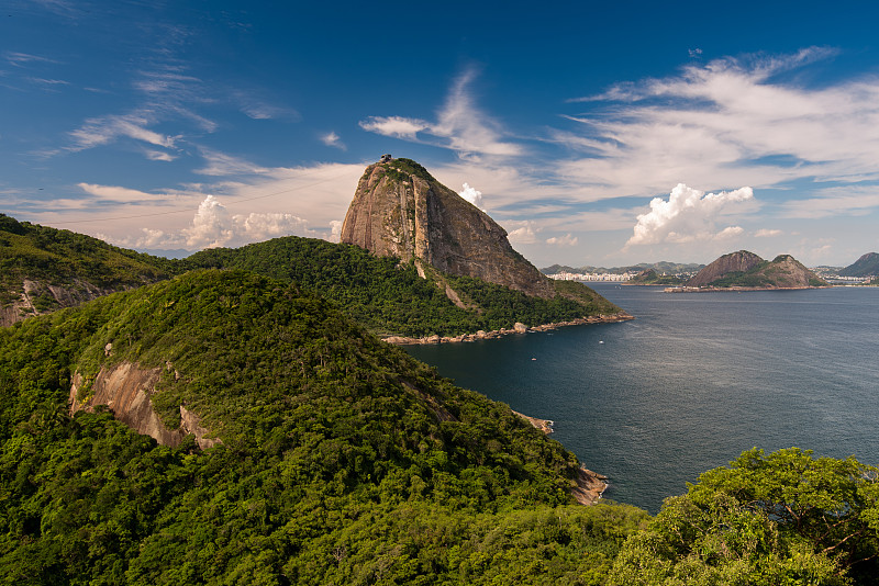 甜面包山景与美丽的风景