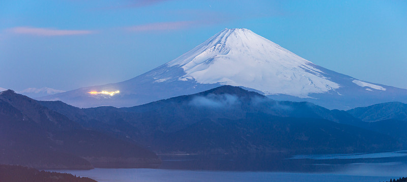 富士山箱根湖日出