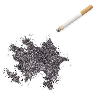 阿塞拜疆形状的灰烬和香烟。(系列)