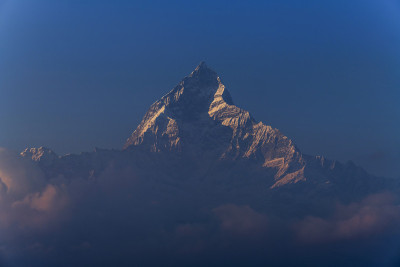 鱼尾“Machhapuchhre”