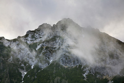 在Konjscica附近的朱利安阿尔卑斯山。斯洛文尼亚