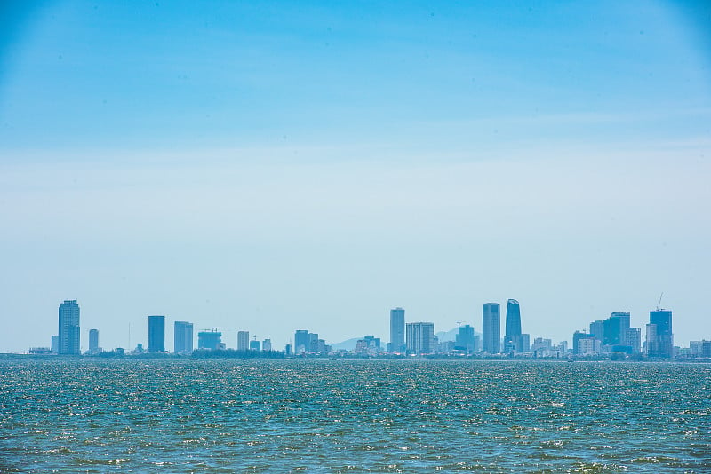 从南澳海滩到岘港市