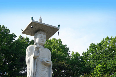 奉子寺位于韩国首尔的江南区