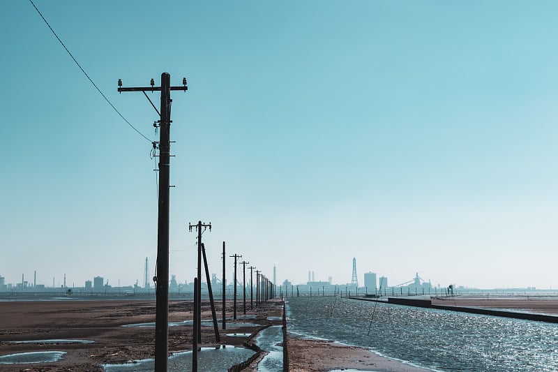 从江川海岸可以看到东京湾