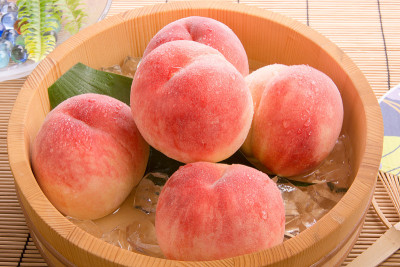 白桃子