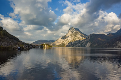 上奥地利萨尔兹卡默古特特特朗湖的风景