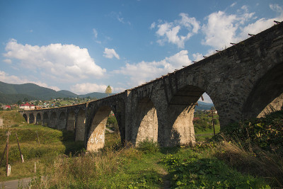 古桥。喀尔巴阡山。Vorokhta村。