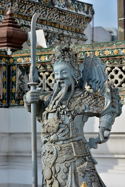 寺庙的黎明