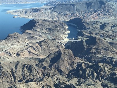 米德湖和大峡谷的鸟瞰图