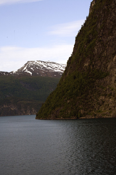 夏季挪威峡湾景观