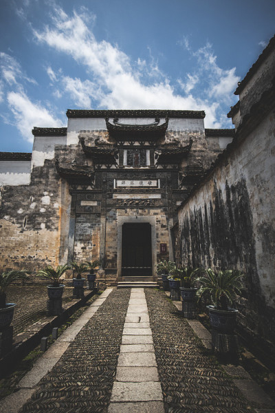 安徽宏村的中国传统建筑