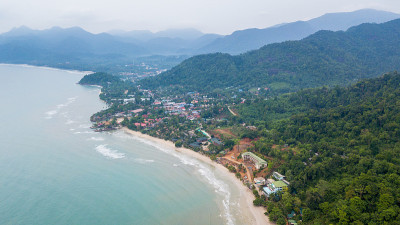 Koh Chang的Klong Prao海滩的航拍图