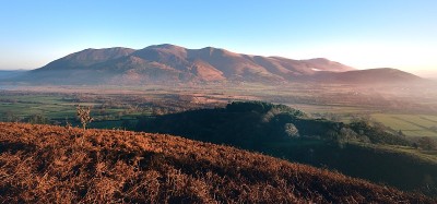 Keswick山谷的低雾