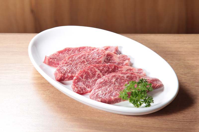 生牛肉