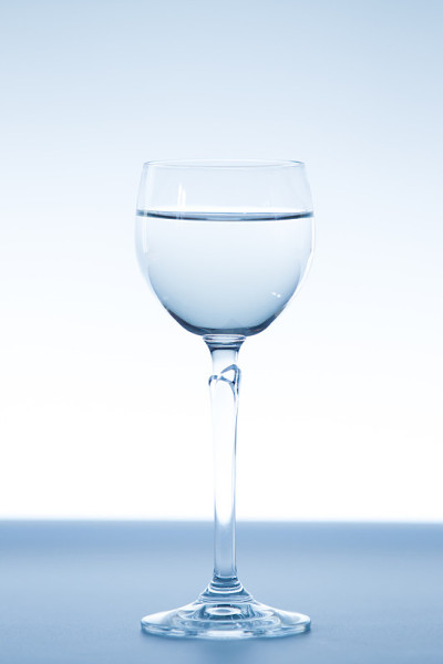 水
