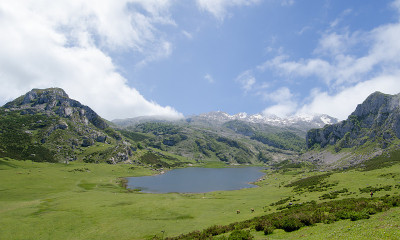 Covadonga的湖