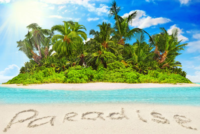 Whole tropical island within atoll in tropical Oce