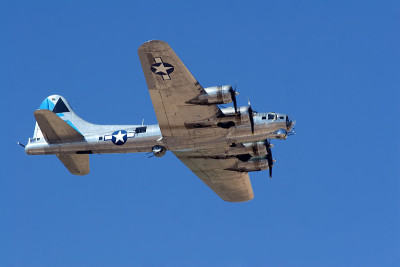 B17轰炸机