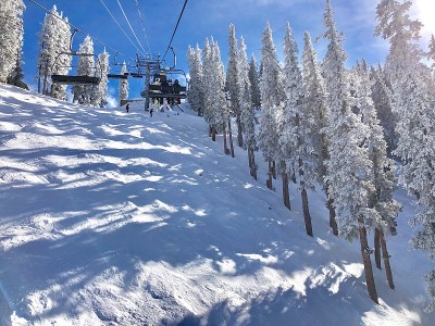 陶斯滑雪谷