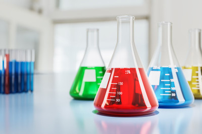 Erlenmeyer flasks with red, blue, green and yellow