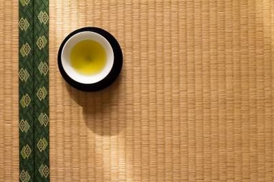 日本茶，放在榻榻米里