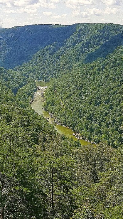 新河峡谷