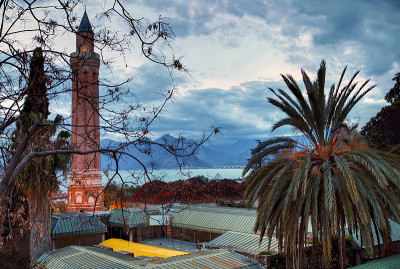 大安Yivliminare清真寺。