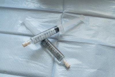 里面有药的注射器