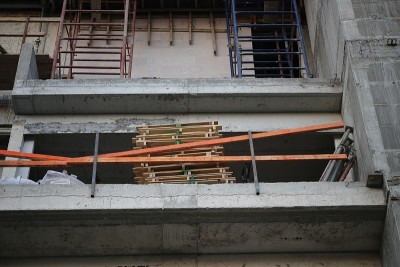 在建房子