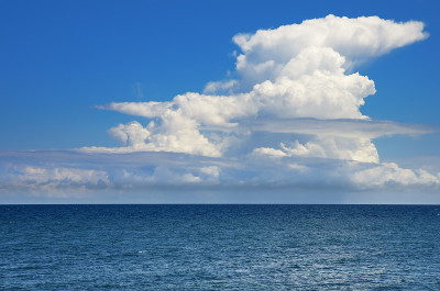 积雨云，天空和海洋