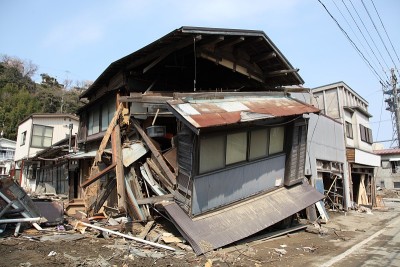 日本地震、海啸,311年