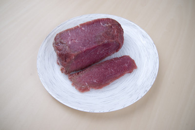 生牛肉片