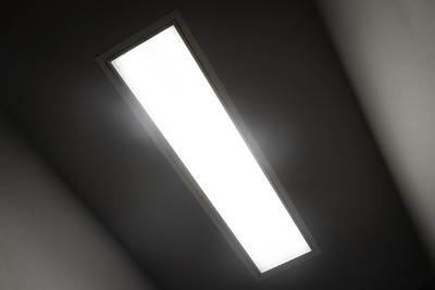 从灯具上提取发光矩形