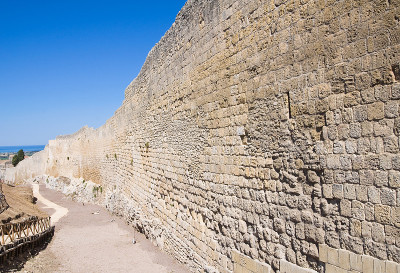 坚固的墙。Tarquinia。拉齐奥。意大利。