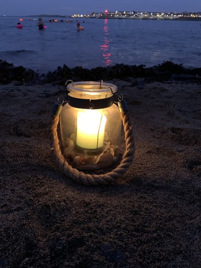 灯与海景黄昏浸
