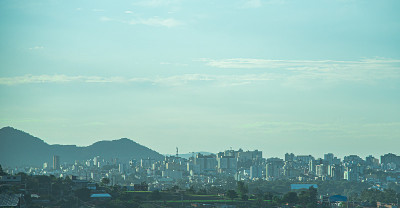 这是巴西南里奥格兰德州圣玛丽亚市中心的景色