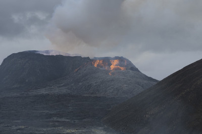 Grindavík，冰岛活火山火山口熔岩