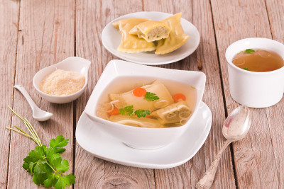 充满斯瓦比亚人的意大利面(意式馄饨)。
