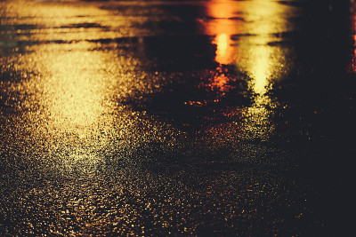 大城市的雨夜