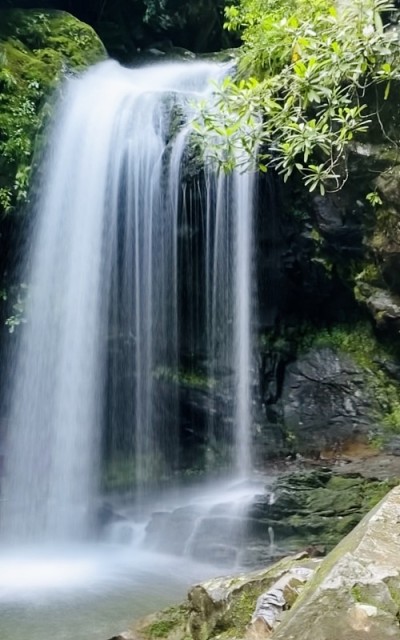 石窟Falls1